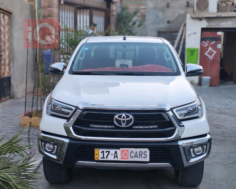 تويوتا هايلوكس